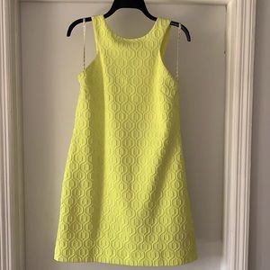 Lilly Pulitzer sleeveless yellow geometric dress. SZ M
